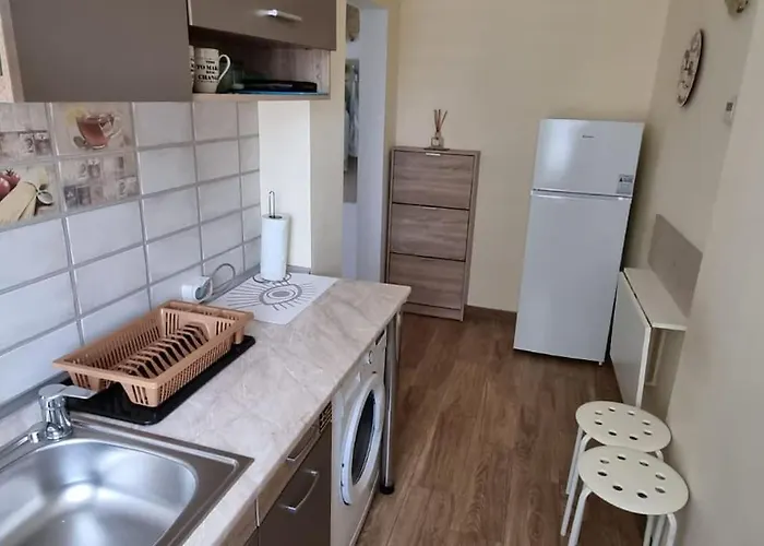 Sat Vacanta Free Parking